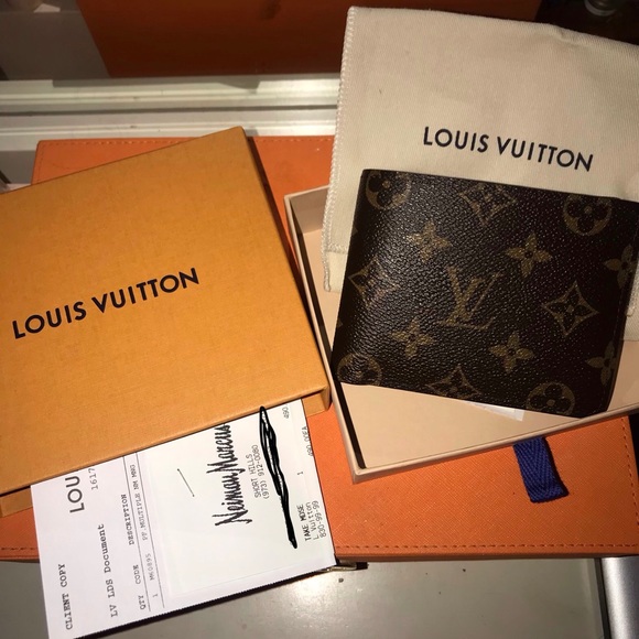 Louis Vuitton Other - LV Men’s wallet